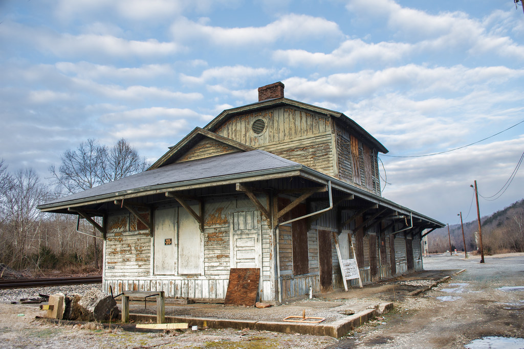 Gladstone, VA Gladstone VA was once a terminal on the C&O … Flickr