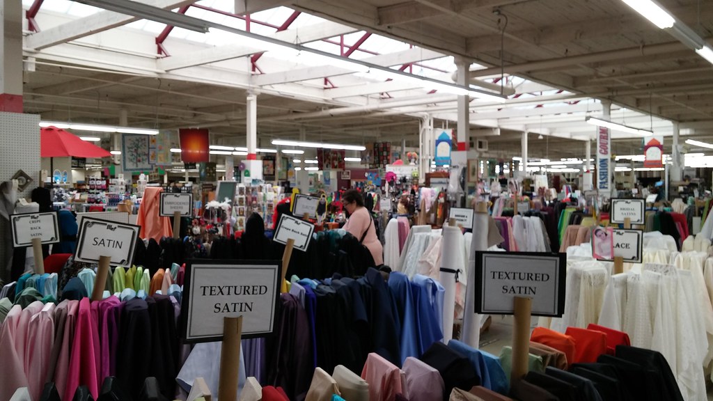 Mill End Store (Milwaukie, Oregon) November 2nd, 2018 Flickr