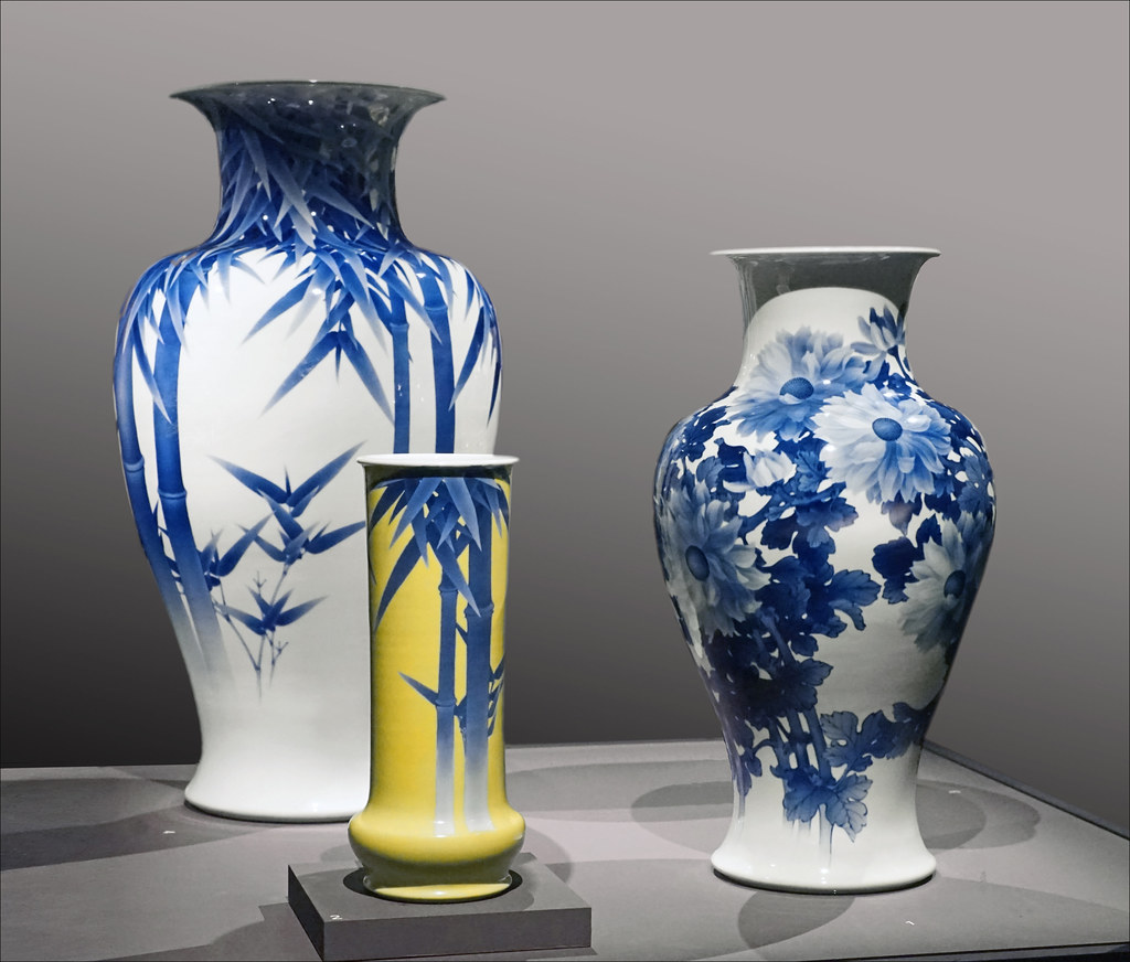 Vases de Miyagawa Kozan (Musée Guimet, Paris) Vases à déco… Flickr
