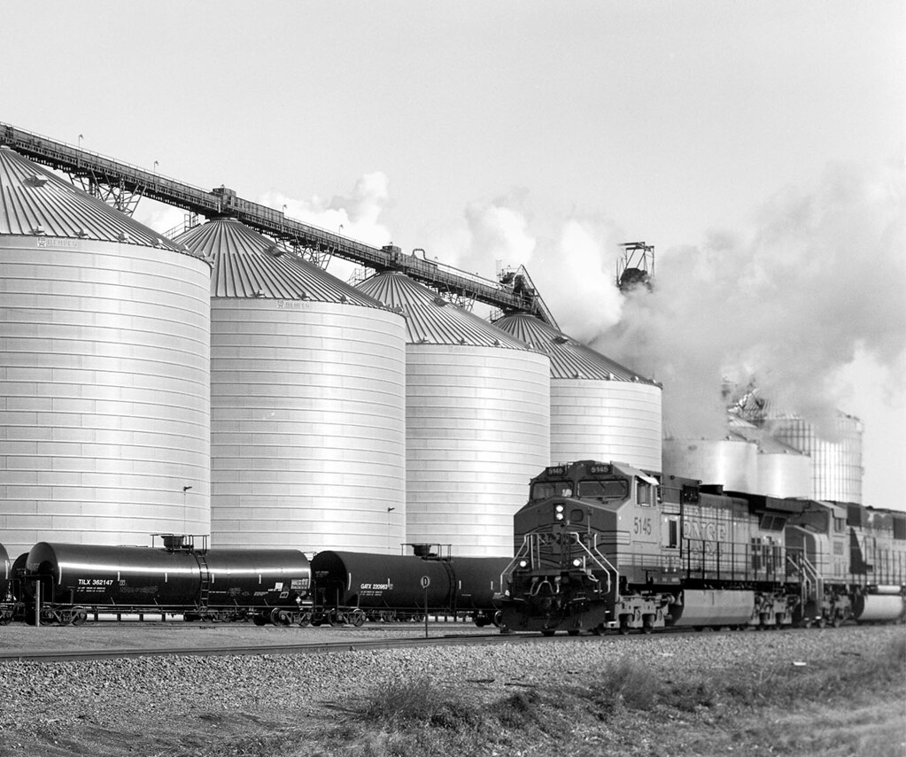 ChancellorTrainM Chancellor, SD BNSF w'b on Mitchell sub, … Flickr