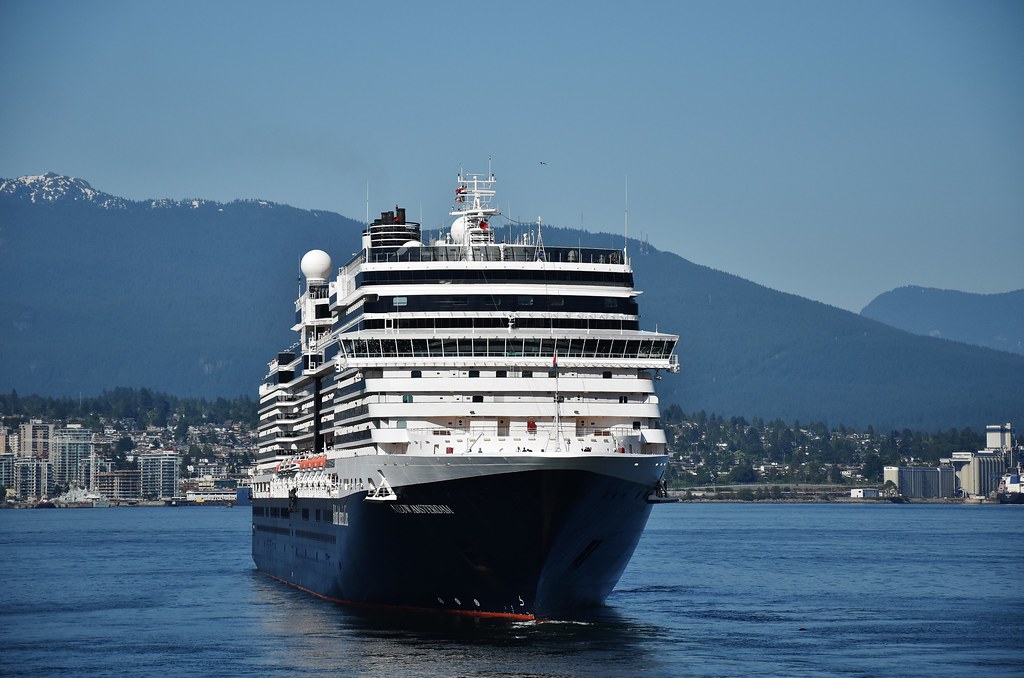 MS Nieuw Amsterdam (Holland America Line) a photo on Flickriver