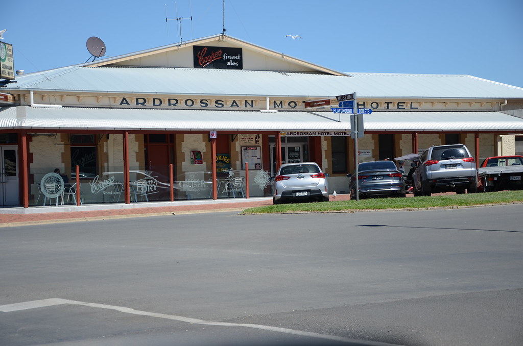 DSC_9376 Ardrossan Hotel Motel, 36 First Street, Ardrossan… Flickr