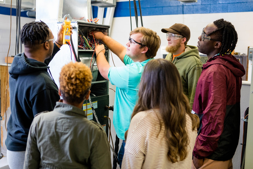 HVAC Lab SCC HVAC program lab in CAMIT SCC Spartanburg Community College Flickr