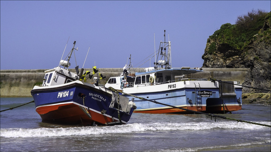 Padstow Boats in Port Isaac Two boatswith Padstow IMO , ti… Flickr