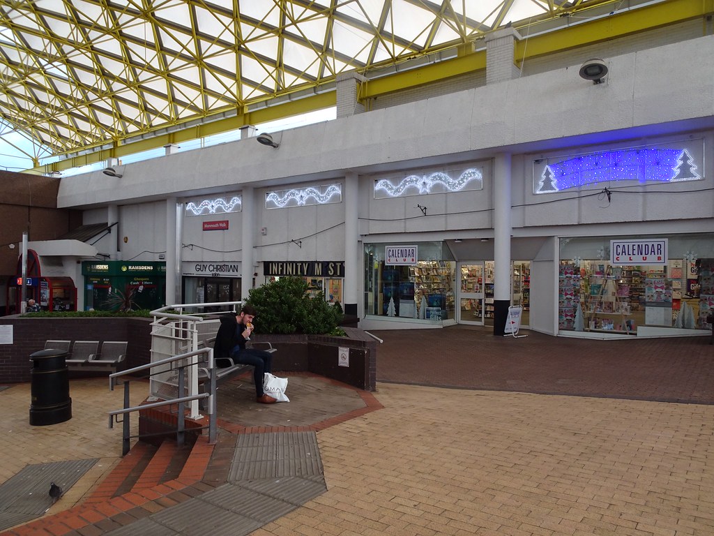 Llywelyn Walk, Cwmbran 9 December 2018 Until a few months … Flickr