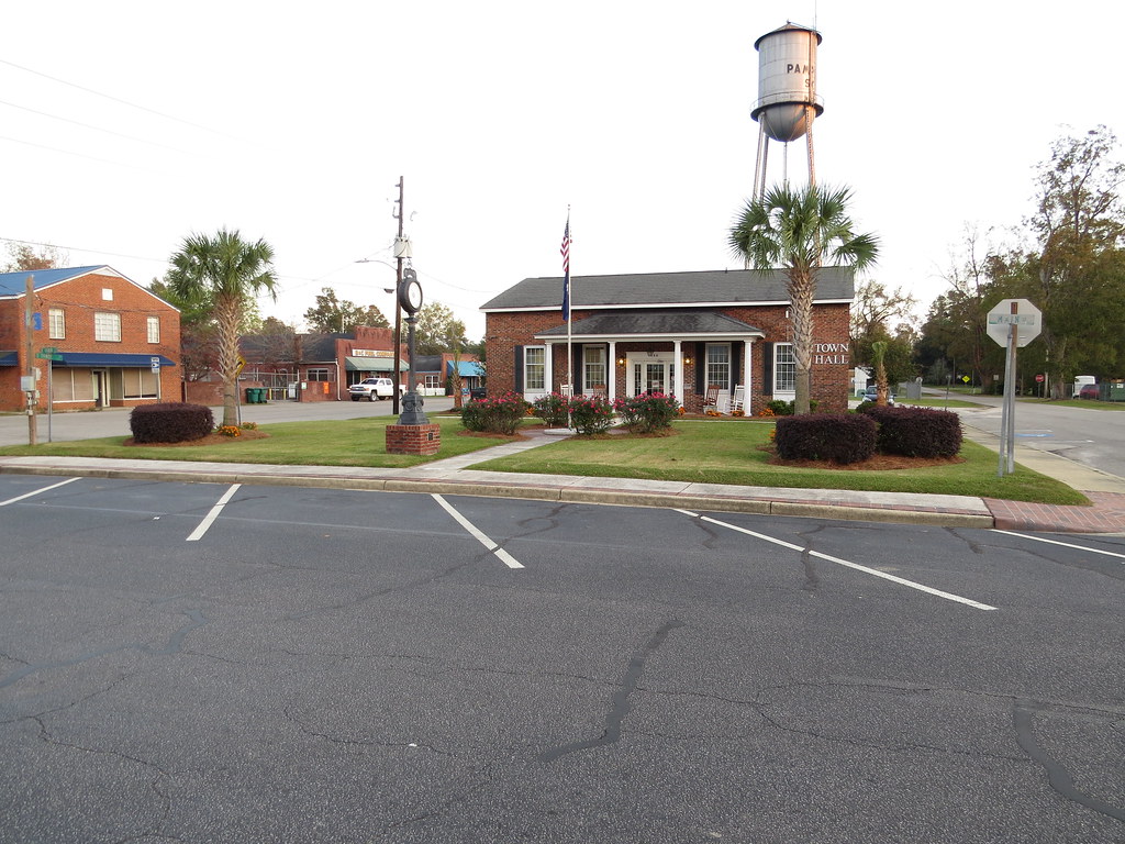 Town Hall, Pamplico, SC Pamplico Town Hall Kevin Thomas Boyd Flickr