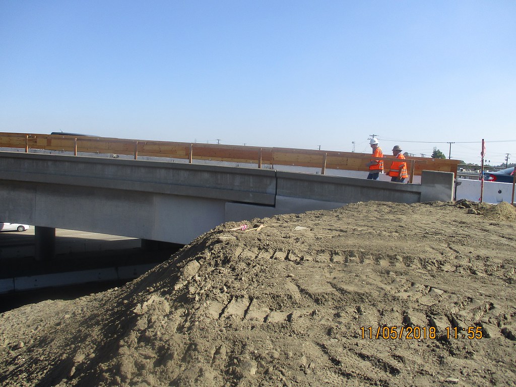 181105_STR_NP_02_GOLDENWEST BR_ABUT3_WING WALL_TO BE DEMO … Flickr