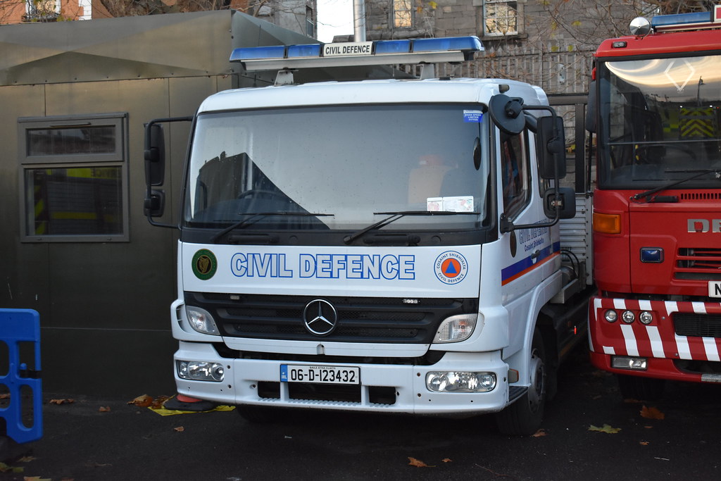Dublin Civil Defence Mercedes Atego Equipment Support … Flickr
