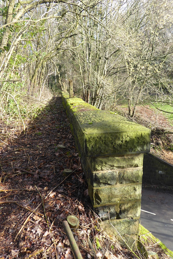 Railway bridge over New Mill Rd (former Holmfirth branch l… Flickr