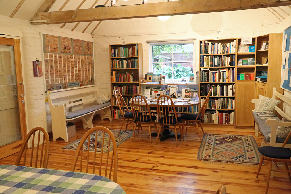 Brant Broughton Note the collection of postcards of the Qu… Flickr