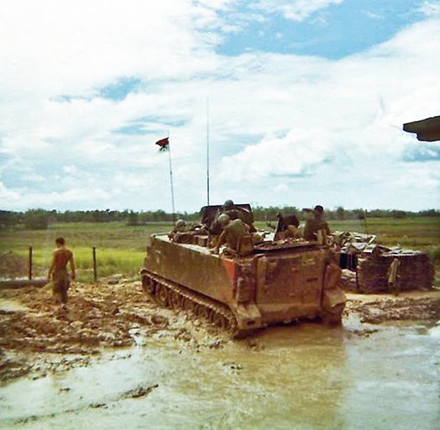 M113 acav "A" Troop , 3/4th Cavalry , 25th Infantry Division "Tropic