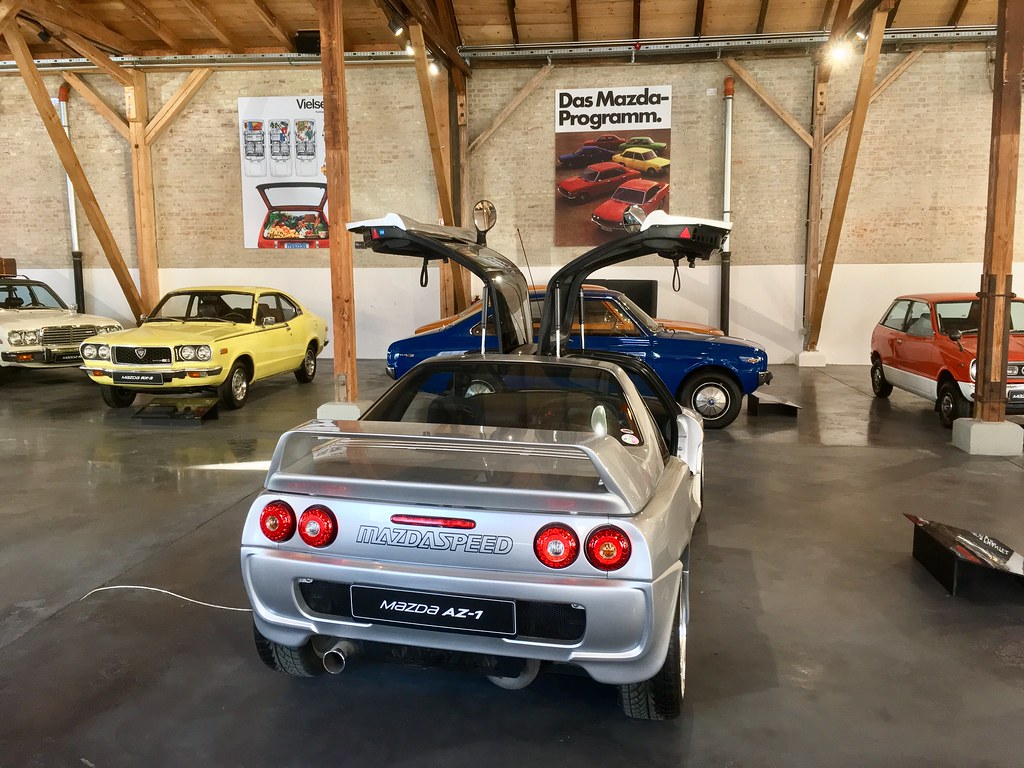 JDM 1992 Mazda Autozam AZ1 Gullwing Displayed at Mazda Mu… Flickr