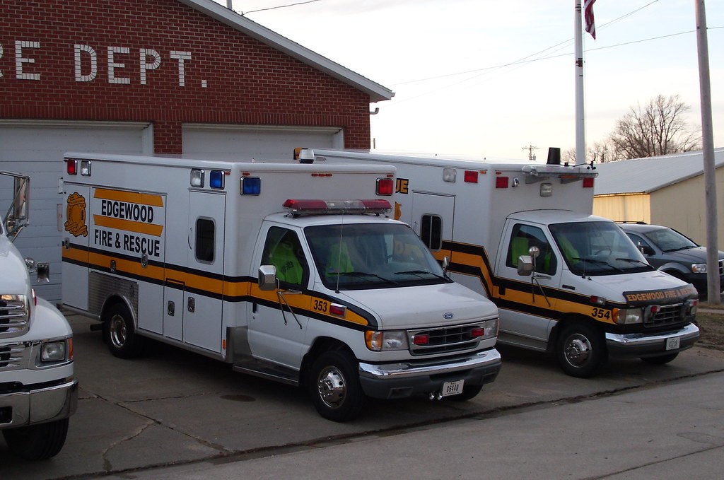 Edgewood FIre Dept. Rescue 353 & 354 Edgewood, IA Kirk Johnson Flickr