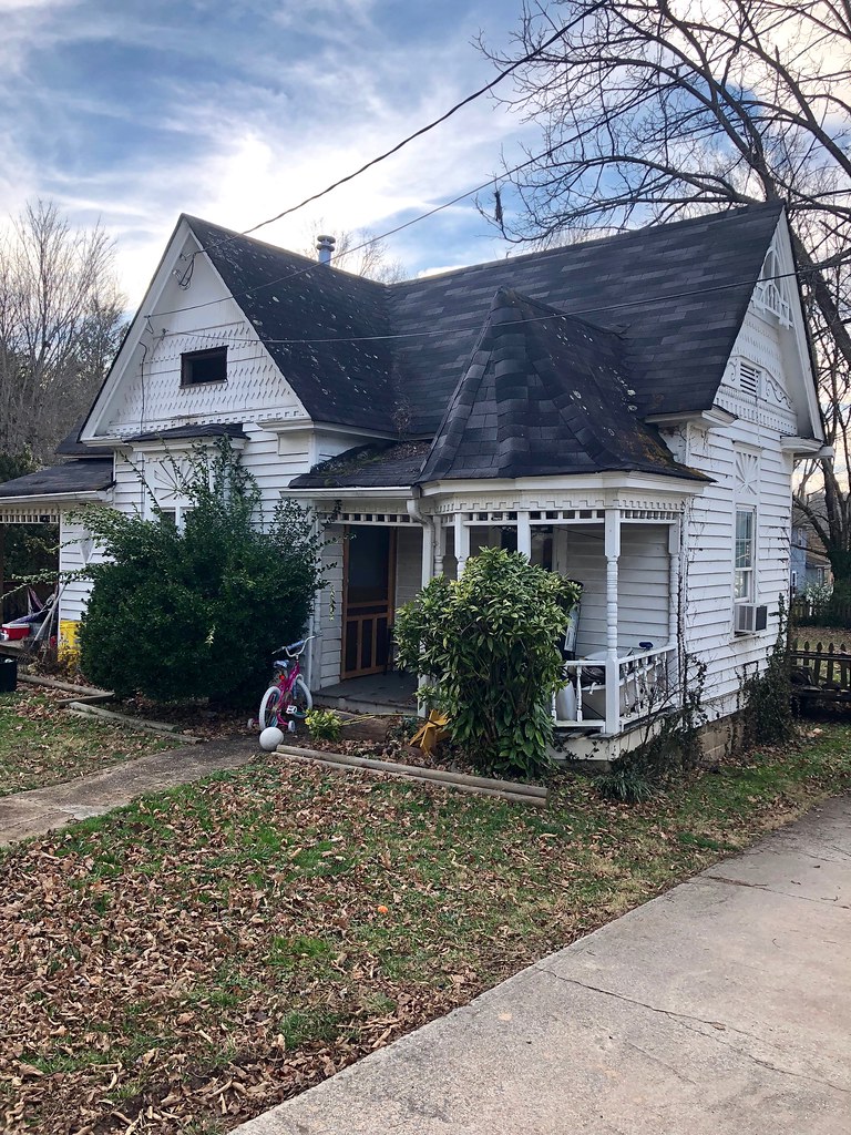 Mulberry Street, Clyde, NC Warren LeMay Flickr