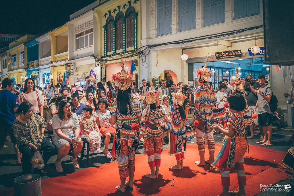 Sunday Walking Street Market (Lard Yai) (Phuket Town) By