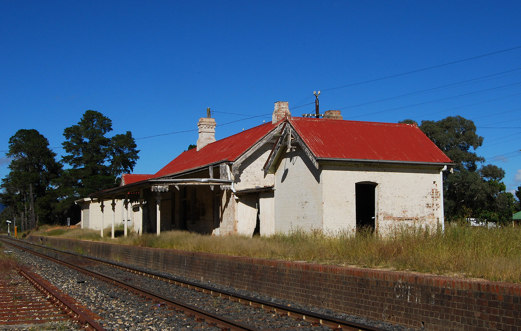 Ben Bullen Railway Station, Ben Bullen, NSW. dunedoo Flickr