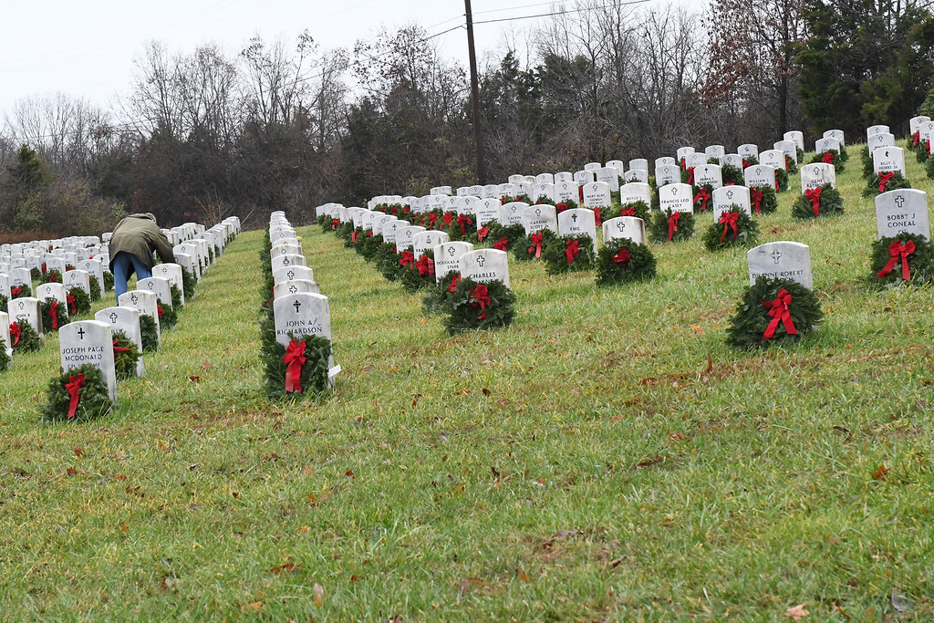 Wreaths Across America at Kentucky Veterans CemeteryCentral in