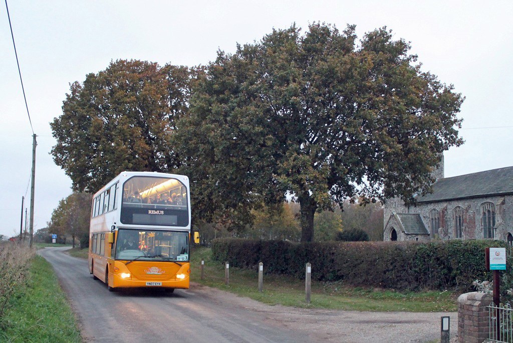 Sanders 124 1535hrs Aylsham High School to North Walsham 1… Flickr