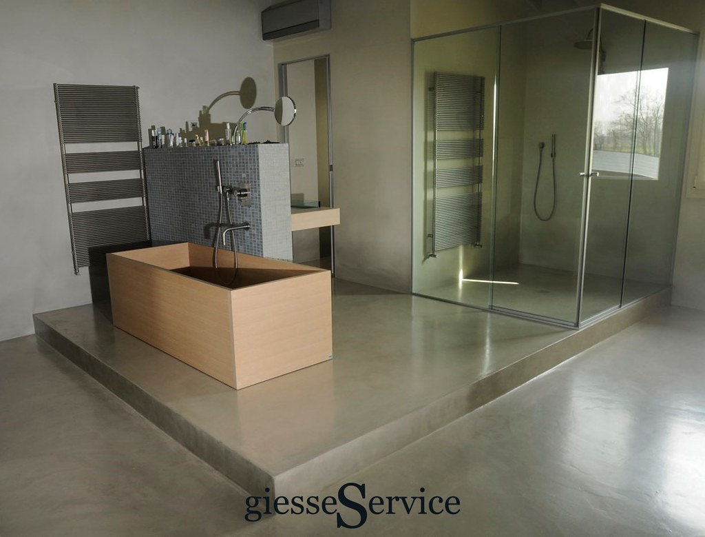 Bagno in resina Se siete interessati a rifare il bagno, co… Flickr