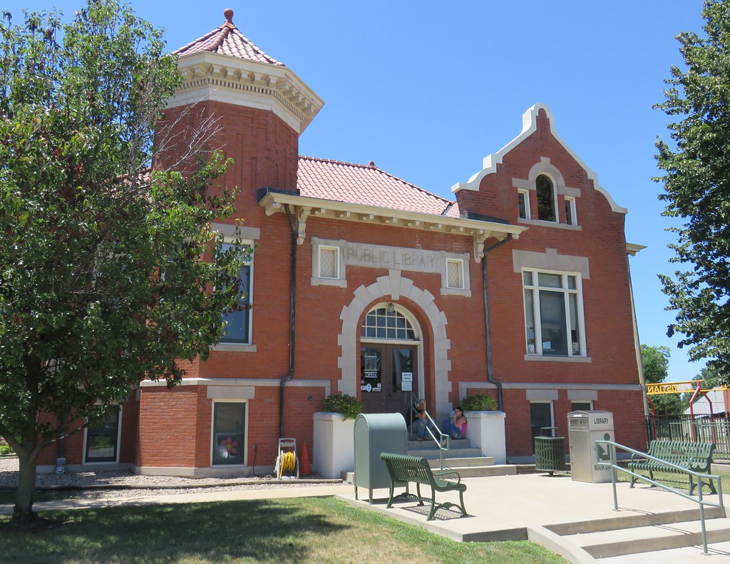 Carnegie Library (Pittsfield, Illinois) Funding for this C… Flickr
