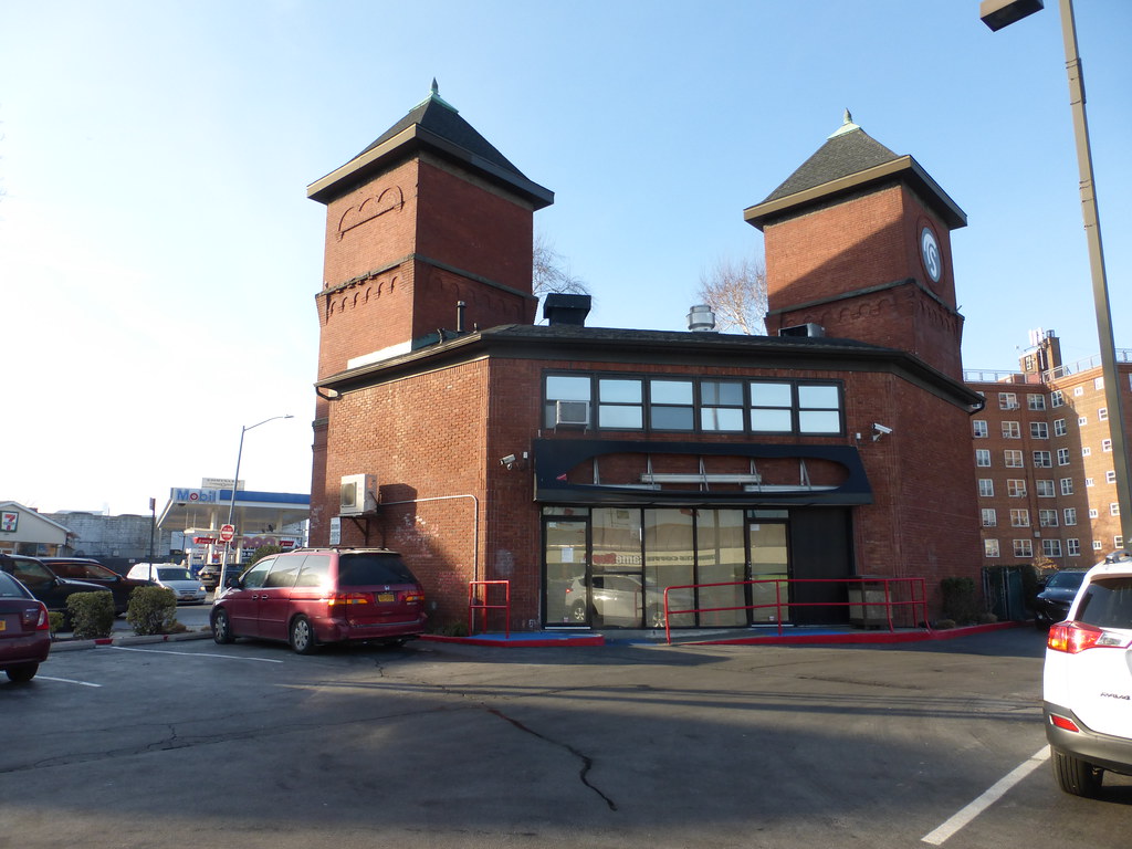 New York & Queens County Railway station and passenger dep… Flickr