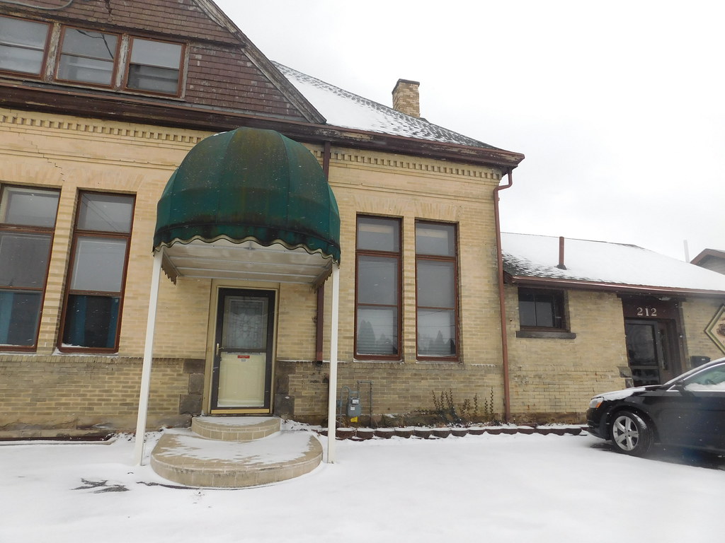 Warsaw Station Warsaw, Indiana Adam Moss Flickr