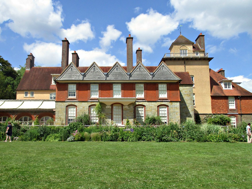 246 Standen House (NT), East Grinstead Standen House (NT) … Flickr