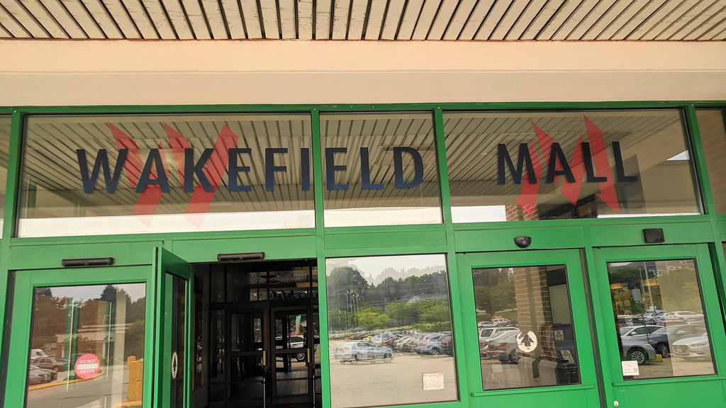 Wakefield Mall (South Kingstown, Rhode Island) JJBers Flickr