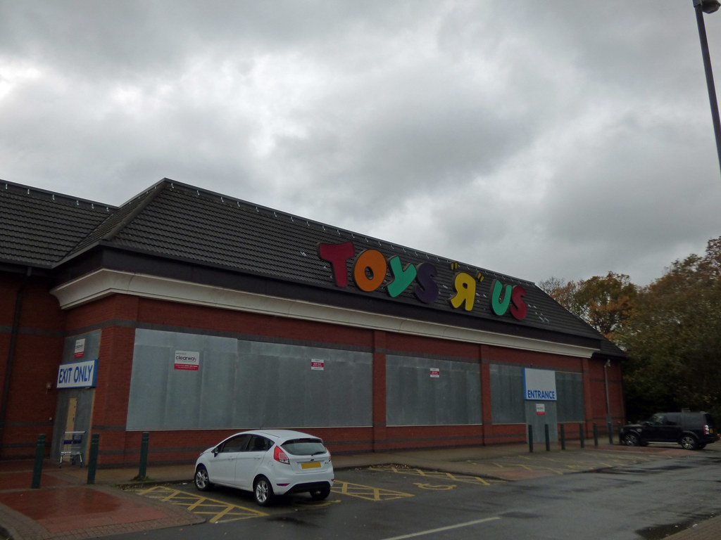 Toys R Us Shirley Retail Park ToyWalls