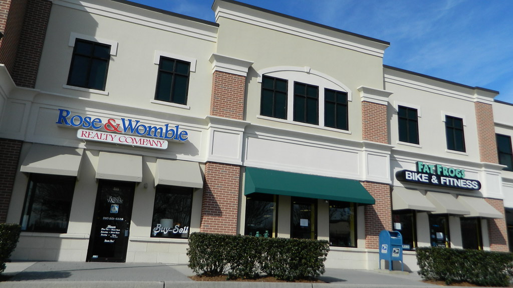 Red Mill Commons stores Rose & Womble Realty Company (1,60… Flickr