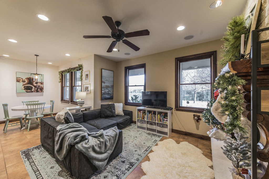 1808 Rockview Drive Granbury, TX 76049 Brent Eckley Flickr