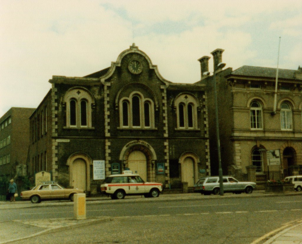 BMBG207 London Road, Kings Lynn Photographer Keith Guy… Flickr