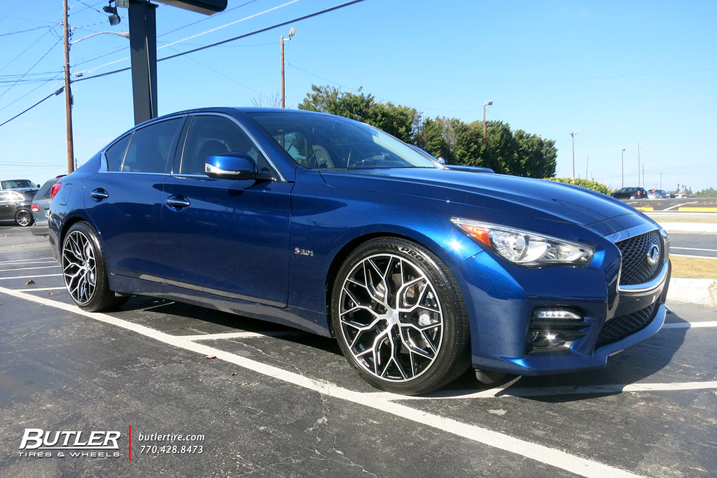 Infiniti Q50s with 20in Vossen HF2 Wheels and Toyo Proxes 4Plus Tires
