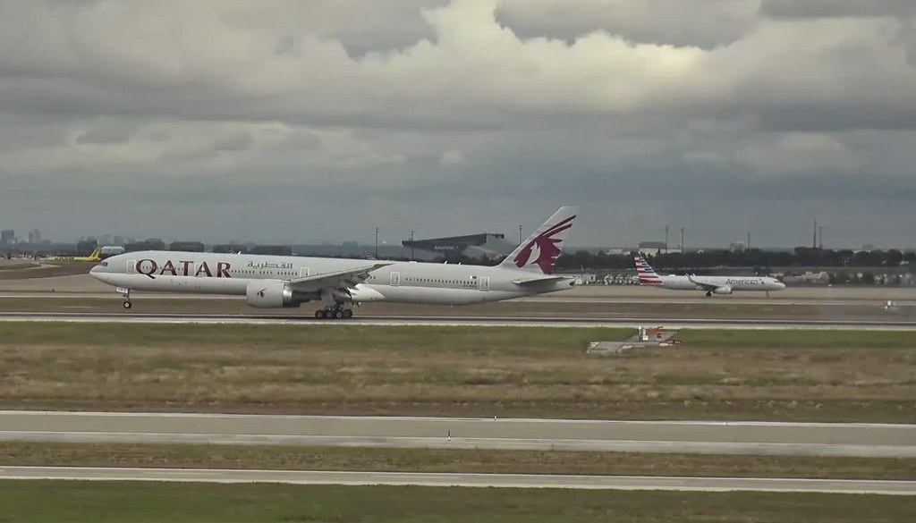 Qatar Airways Boeing 777300ER A7BAN Dallas Fort Worth Ai… Flickr