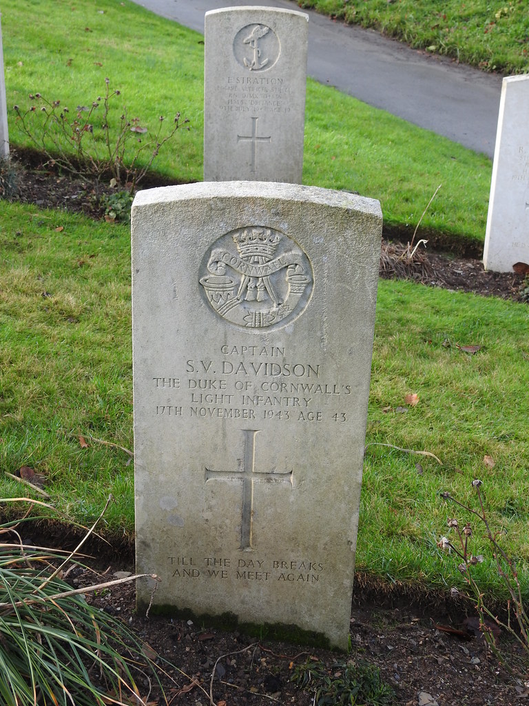 Weston Mill Cemetery, Plymouth 30 November 2018 A "pongo" … Flickr