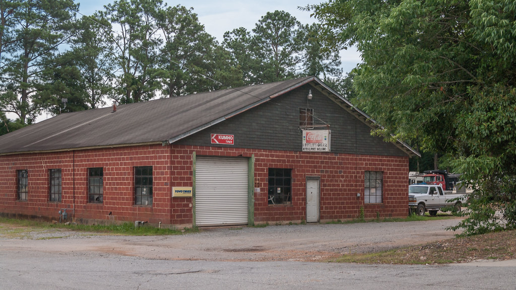Butler's Garage Butler's Garage in Gray, jwcjr Flickr
