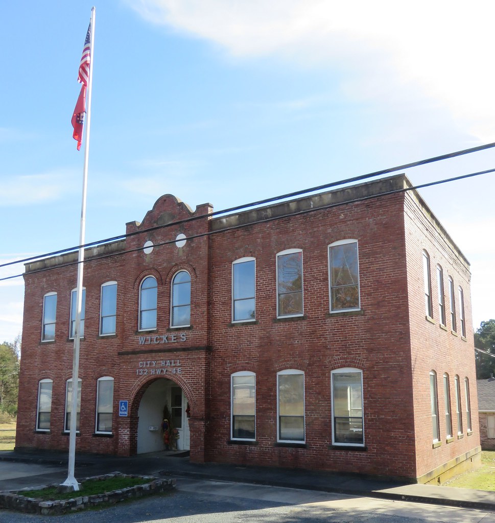 Wickes, Arkansas City Hall Formerly a school Wickes, Arkan… Flickr