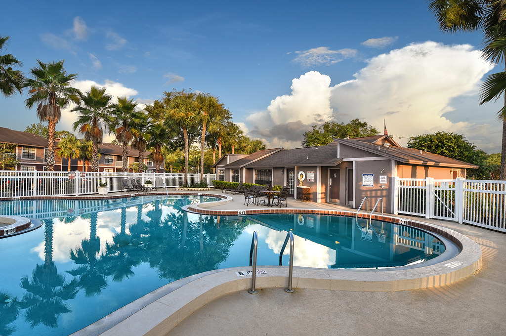 Willow Lake Apartments Lutz, Florida Real Estate photo s… Flickr
