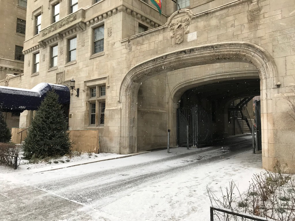 Entrance Le Chateau apartment Read more Vanishing Montr… Flickr