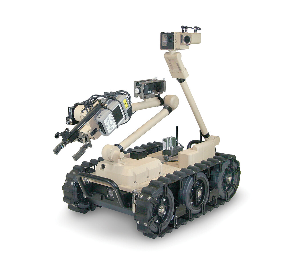 MAN TRANSPORTABLE ROBOT SYSTEM (MTRS) INCREMENT II Flickr