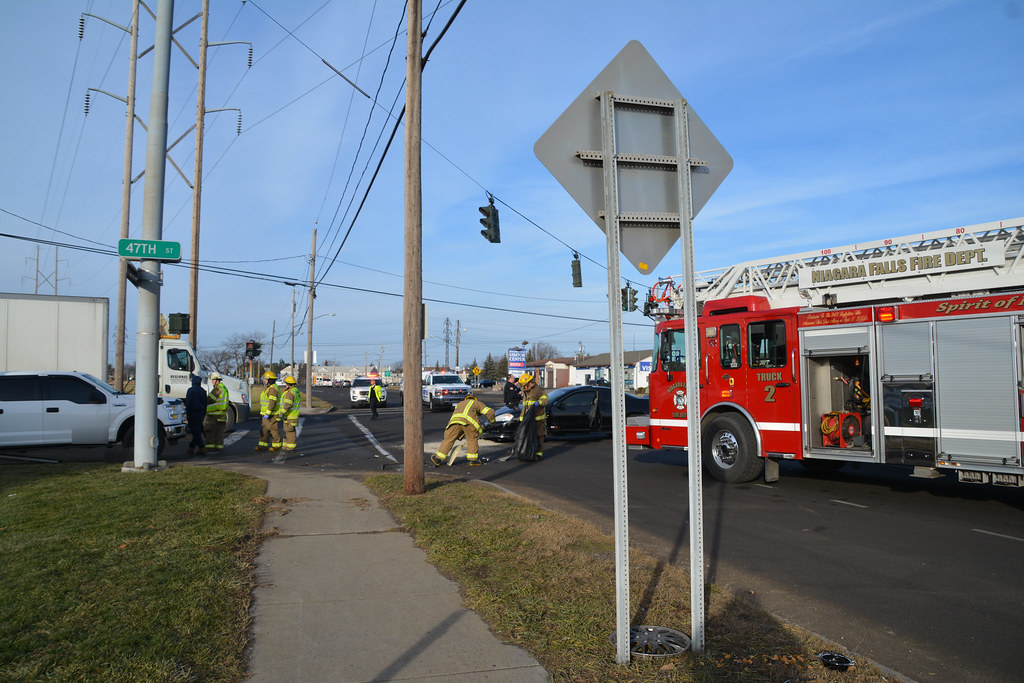 Niagara Falls, NY Threevehicle Crash 47th St and Niagar… Flickr