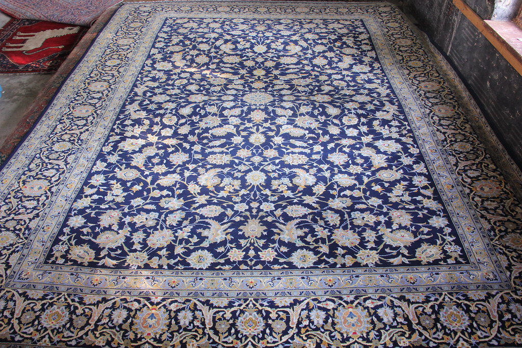 Kashan Persian Rug 10x13 Carpetbeggars Discount Persian Ru… Flickr