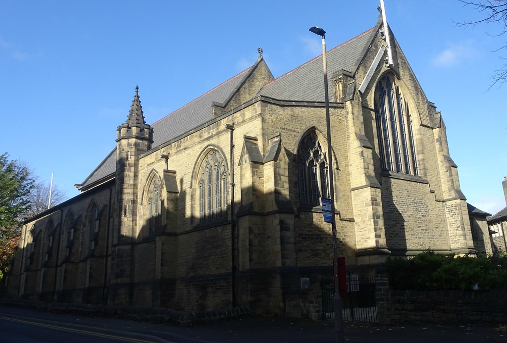 [68005] St Barnabas, Crosland Moor St Barnabas, Church Ave… Flickr