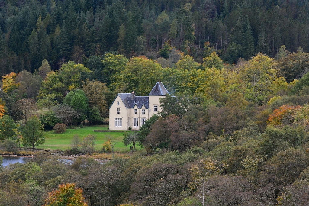 Glenfinnan House (3/3) Glenfinnan House, a manor hotel on … Flickr