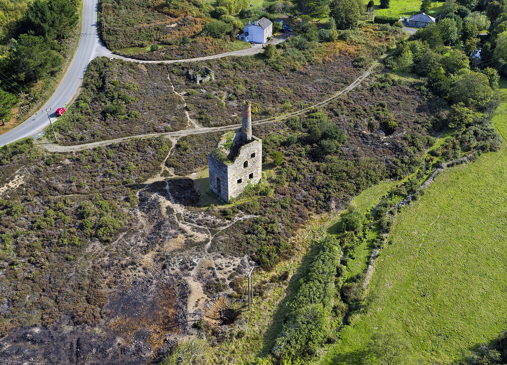 Wheal Ellen Engine House, Porthtowan, Cornwall At the head… Flickr