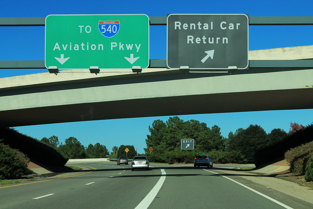 MUTCD Correct or almostcorrect signage at airports