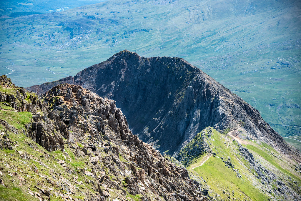Crib Goch, knife edge..... You can just make out people on… Flickr