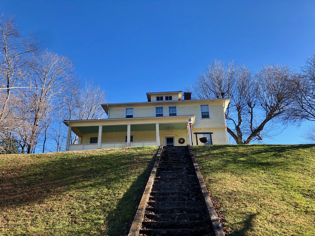 Lance Avenue, Hot Springs, NC Warren LeMay Flickr