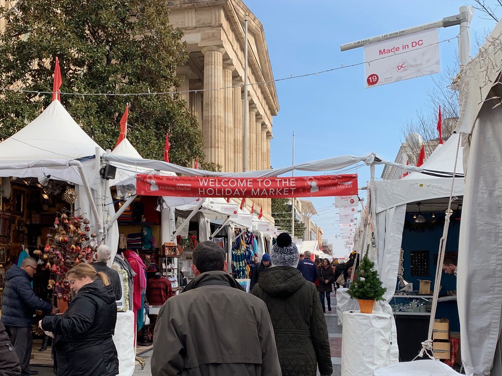 Popup holiday market, downtown Washington, DC Each year, … Flickr