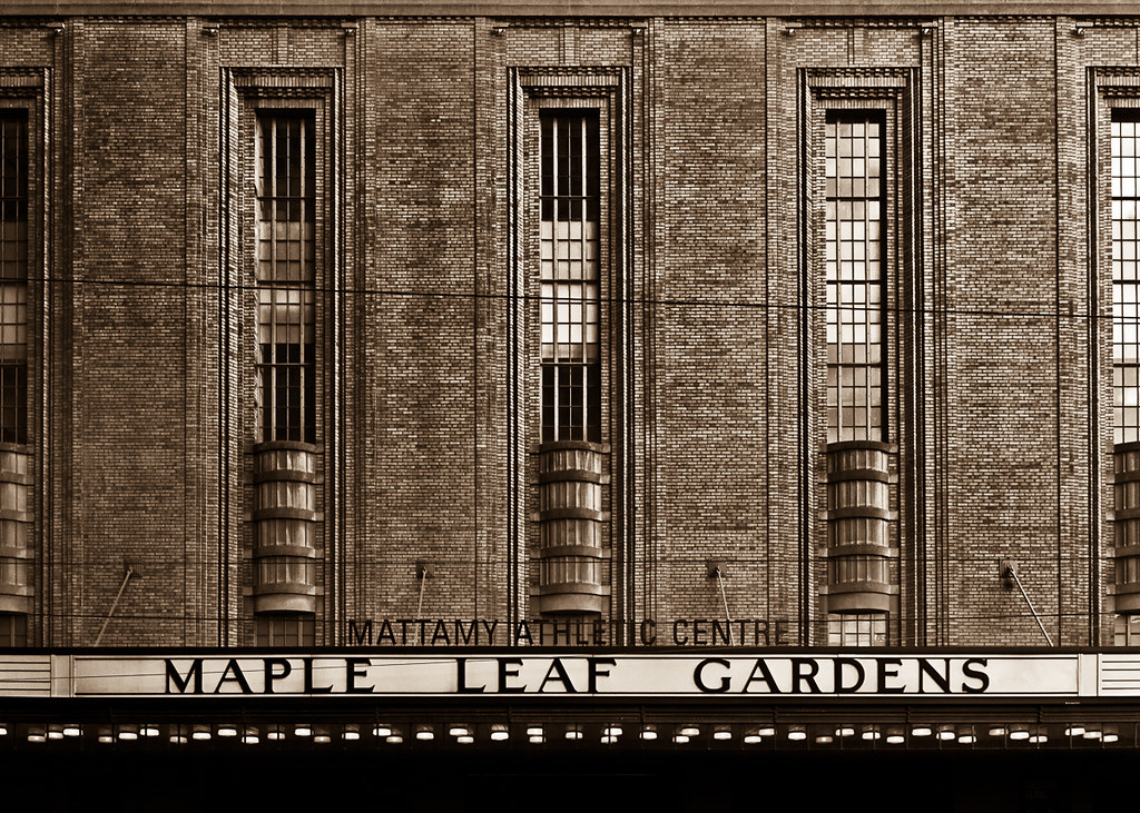 Maple Leaf Gardens Constructed in 1931, one of the origina… Flickr
